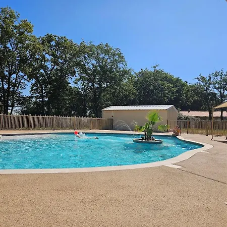 Joli Familly 2 Au Village Ete * Mareuil-sur-Lay